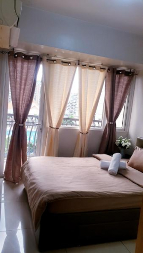 Cozy Staycation @Solemare Parksuites